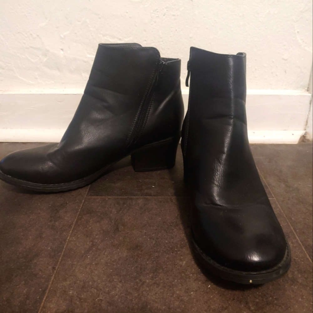 Reneeze Ankle Booties